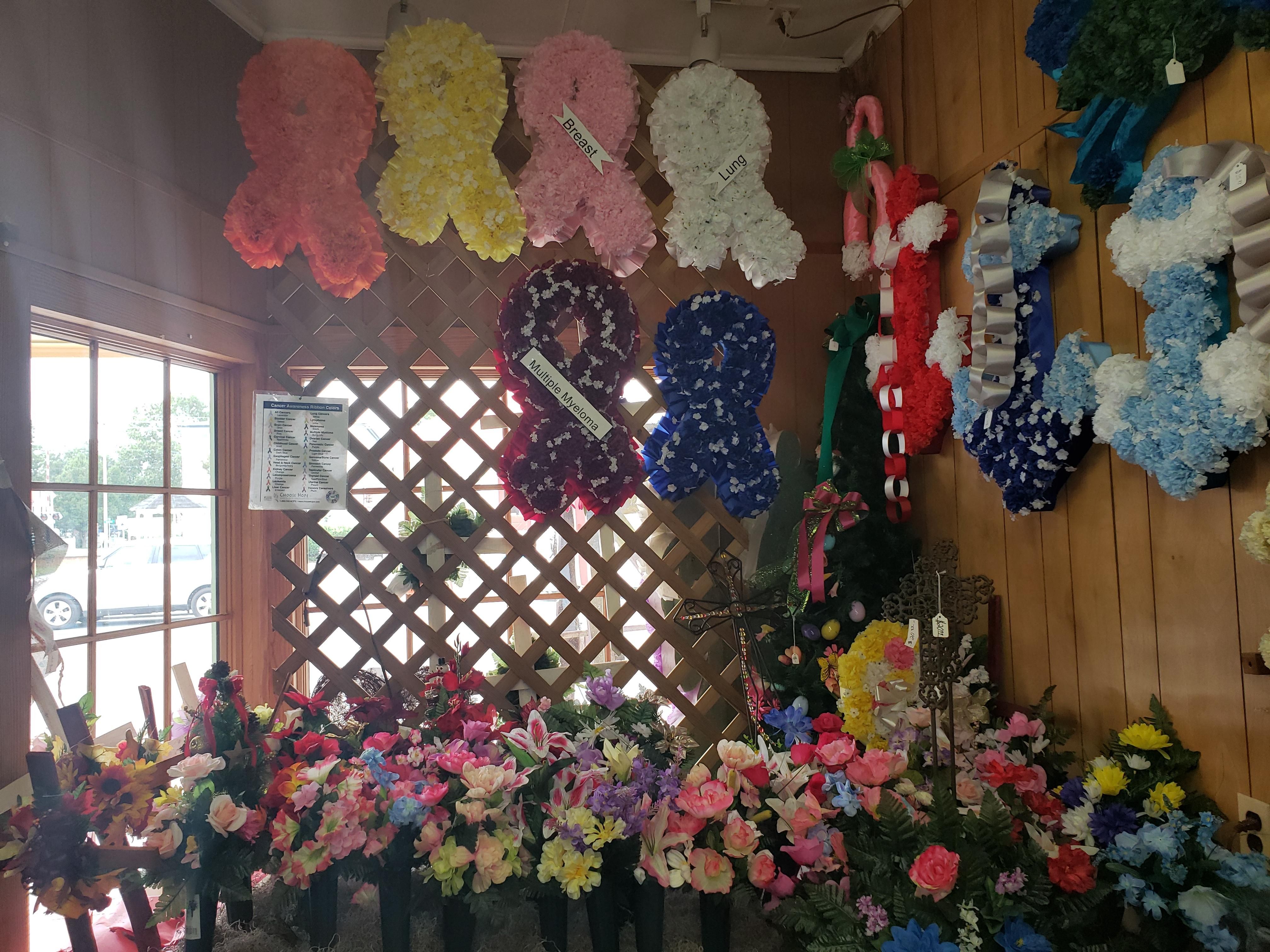 About Floral Express & Gifts Parksley, VA Florist